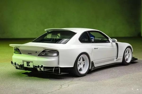 Kyosho Samurai KSR18066W 1/18 Nissan Silvia S15 Khyzyl Saleem White
