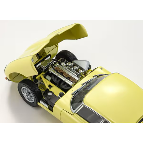 Kyosho KS08954LY 1/18 Jaguar E-Type Pale Primrose Light Yellow