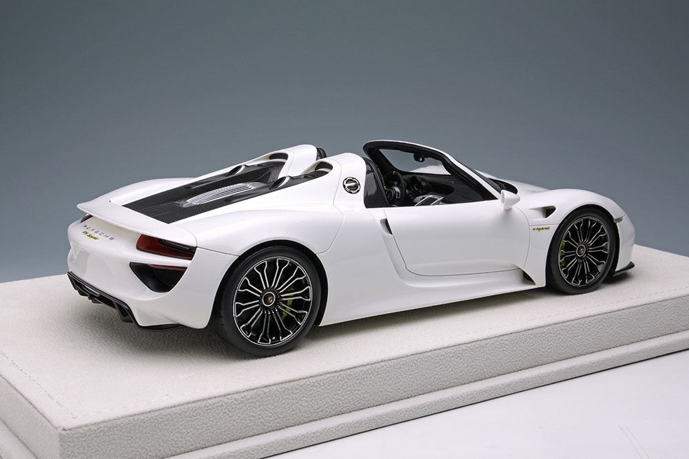 EIDOLON EML045B 1/18 Porsche 918 Spyder 2011 White Resin