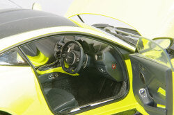 AUTOart Composite Aa70279 1/18 Aston Martin Vantage 2019 Metallic Lime Green/Carbon BlackRoof - image 7