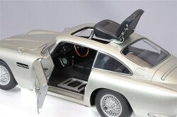 AUTOart Aa70296 Composite 1/18 Aston Martin DB5 Bond Car "007 Goldfinger" - image 6