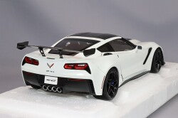 AUTOart Composite Aa71270 1/18 Chevrolet Corvette (C7) ZR1 White - image 3