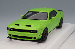 AUTOart Composite Aa71769 1/18 Dodge Challenger SRT Super Stock 2023 Metallic Lime Green (SUBLIME) - image 1