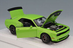 AUTOart Composite Aa71769 1/18 Dodge Challenger SRT Super Stock 2023 Metallic Lime Green (SUBLIME) - image 4