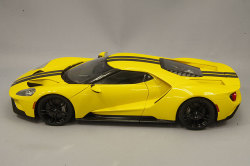 AUTOart Composite Aa72944 1/18 Ford GT 2017 Yellow / Black Stripes - image 2