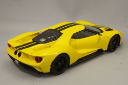 AUTOart Composite Aa72944 1/18 Ford GT 2017 Yellow / Black Stripes - image 3
