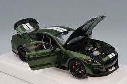 AUTOart Composite Aa73097 1/18 Ford Mustang Shelby GT500 Green / White Stripes - image 4