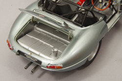 AUTOart Composite Aa73646 1/18 Jaguar Lightweight E-Type Silver - image 8