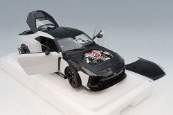 AUTOart Composite Aa77511 1/18 Nissan GT-R50 by Italdesign Metallic White/Black - image 4