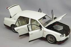 AUTOart Composite Aa78764 1/18 Toyota Century GRMN Pearl White - image 4