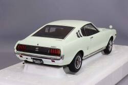 AUTOart Composite Aa78766 1/18 Toyota Celica Liftback 2000GT RA25 1973 White - image 3