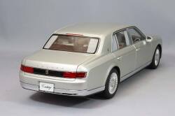 AUTOart Composite Aa78770 1/18 Toyota Century Special Edition Seika Radiant Silver Metallic - image 3