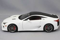 AUTOart Composite Aa78851 1/18 Lexus LFA Whitest White BlackCarbon - image 2