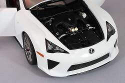 AUTOart Composite Aa78851 1/18 Lexus LFA Whitest White BlackCarbon - image 5