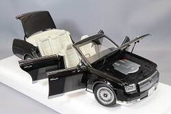 AUTOart Composite Aa79531 1/18 Toyota Century Open Car Kamui EternalBlack - image 4
