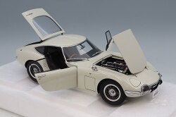 AUTOart Composite Aa79546 1/18 Toyota 2000GT 1967 White Renewed Reissue - image 4