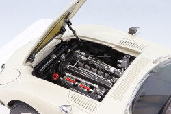 AUTOart Composite Aa79546 1/18 Toyota 2000GT 1967 White Renewed Reissue - image 6