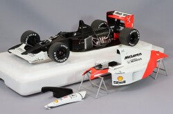 AUTOart Aa89140 Composite 1/18 McLaren Honda MP4/6 Japanese GP 1991 #1 A. Senna with McLaren Logos Reissue - image 4