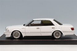Ignition Model IG3734 1/18 Toyota Crown Royal Saloon G 130 White - image 2
