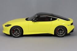 Kyosho Samurai KSR18056Y 1/18 Nissan Fairlady Z Yellow - image 2
