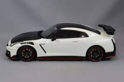 Kyosho KSR18061W 1/18 Nissan GT-R NISMO 2024 Special Edition White - image 2