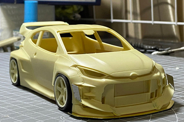 Alpha Model AM02-0057 1/24 ROCKET BUNNY GR Yaris (HKS) Resin Model Kit - image 5