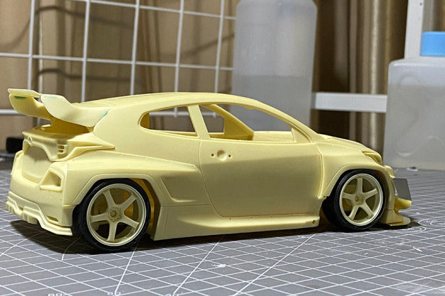 Alpha Model AM02-0057 1/24 ROCKET BUNNY GR Yaris (HKS) Resin Model Kit - image 7