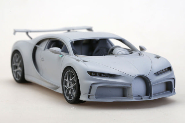 Alpha Model AM02-0082 1/24 Bugatti Chiron Pur Sport Resin Model Kit - image 12
