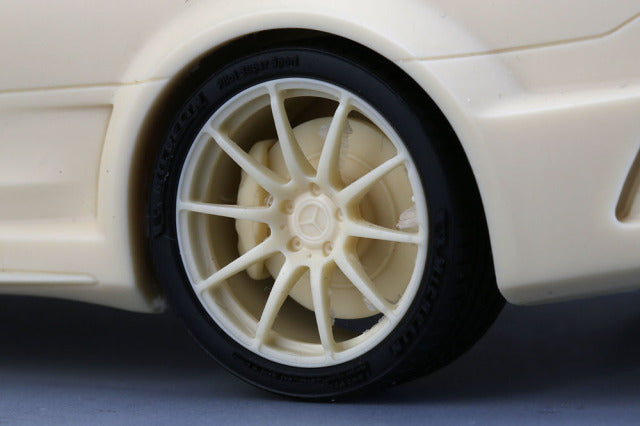 Alpha Model AM02-0083 1/24 Mercedes-Benz C63 AMG Black Series (W204) Resin Model Kit - image 8