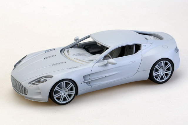 Alpha Model AM02-0086 1/24 Aston Martin One 77 Resin Model Kit - image 6