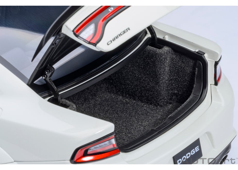 AUTOart 71751 1/18 Dodge Charger SRT Hellcat Redeye Jailbreak Knuckle White / Matte Black - view 14