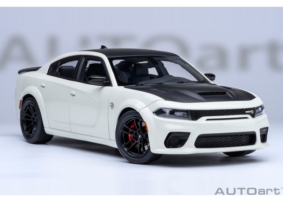 AUTOart 71751 1/18 Dodge Charger SRT Hellcat Redeye Jailbreak Knuckle White / Matte Black - view 19