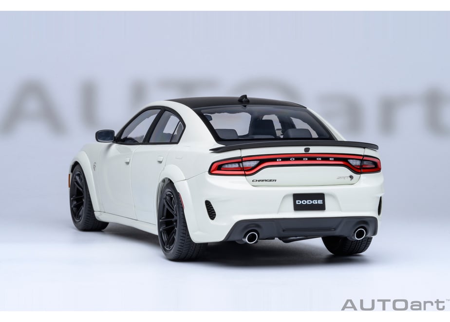 AUTOart 71751 1/18 Dodge Charger SRT Hellcat Redeye Jailbreak Knuckle White / Matte Black - view 21