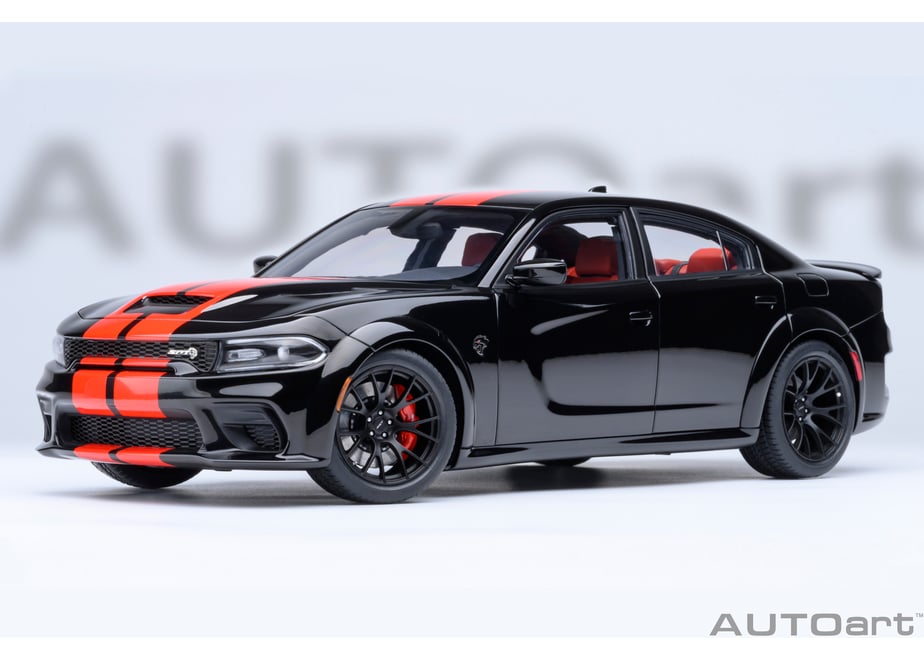 AUTOart 71754 1/18 Dodge Charger SRT Hellcat Redeye Jailbreak Pitch Black / Orange Stripes - view 02