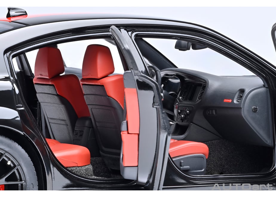 AUTOart 71754 1/18 Dodge Charger SRT Hellcat Redeye Jailbreak Pitch Black / Orange Stripes - view 11