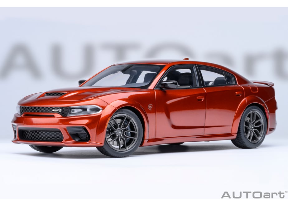 AUTOart 71755 1/18 Dodge Charger SRT Hellcat Redeye Jailbreak Sinamon Stick Metallic Orange - view 02