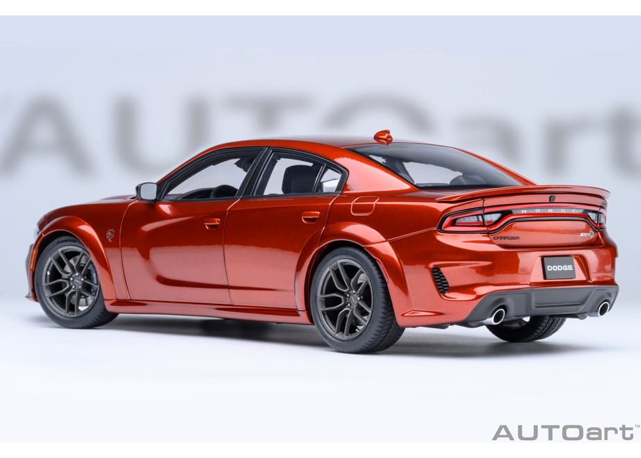 AUTOart 71755 1/18 Dodge Charger SRT Hellcat Redeye Jailbreak Sinamon Stick Metallic Orange - view 03