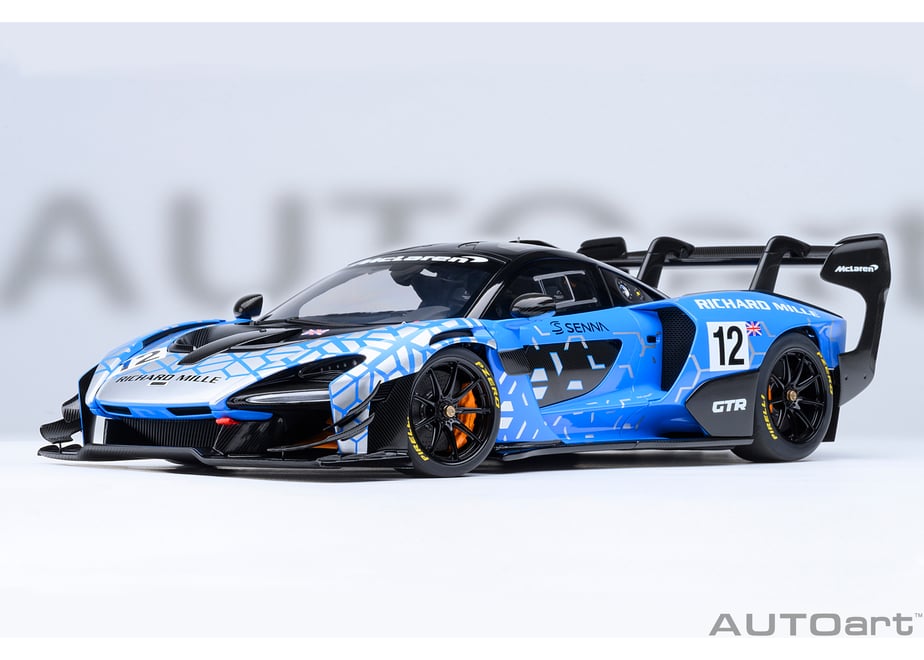 AUTOart 81955 1/18 McLaren Senna GTR Presentation Car #12 - view 02