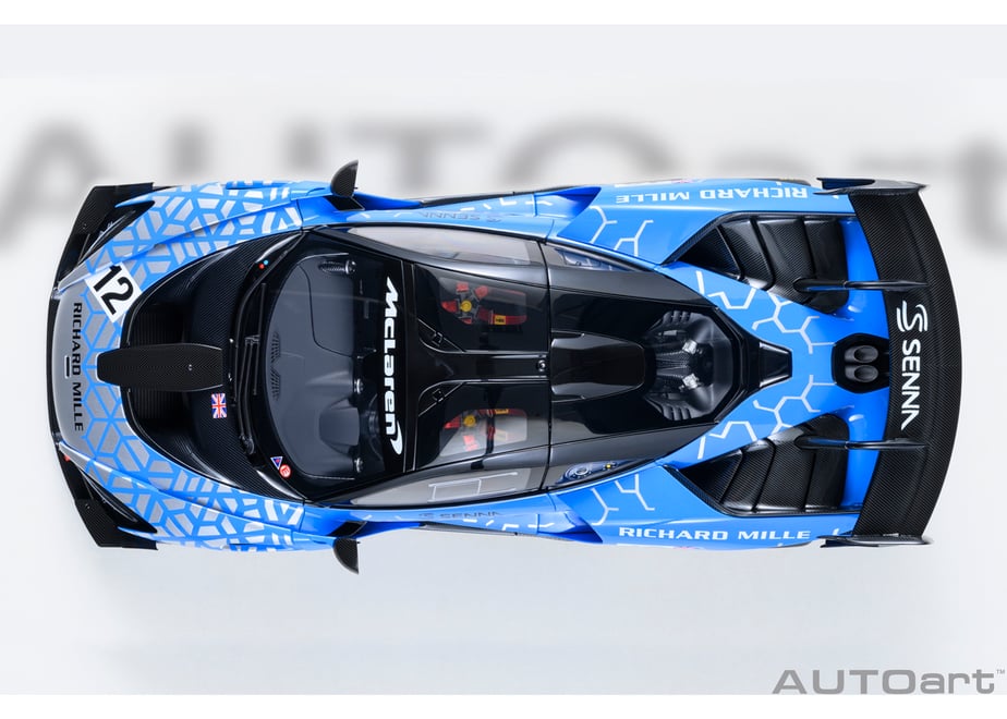 AUTOart 81955 1/18 McLaren Senna GTR Presentation Car #12 - view 08