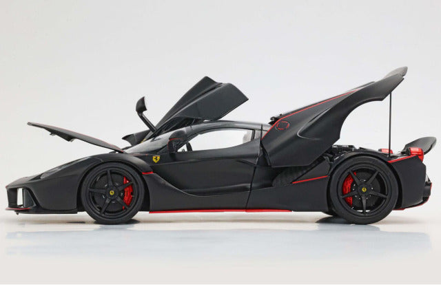 BBR BBR182239A 1/18 La Ferrari Matt Black / Red Stripe Limited 200pcs （with Display Case） - image 4