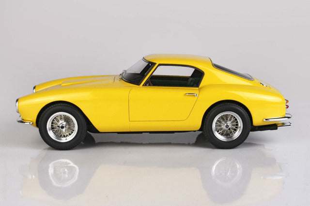 BBR Models BBR1851BV 1/18 Ferrari 250 GT SWB Passo Corto Yellow Limited 108pcs (with Display Case) - image 4