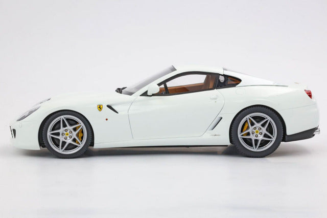 BBR Models BBR1871EV 1/18 Ferrari 599 GTB Fiorano 2006 Automatic Gear Avus White -Cuoio Color Interior (with Display Case) - image 4
