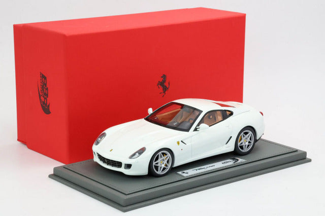 BBR Models BBR1871EV 1/18 Ferrari 599 GTB Fiorano 2006 Automatic Gear Avus White -Cuoio Color Interior (with Display Case) - image 9