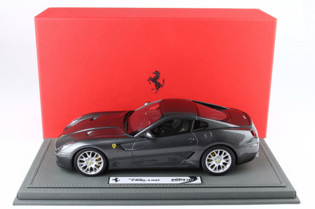 BBR Models BBR1872BV 1/18 Ferrari 599 GTB Fiorano 2006 Manual Gear Grigio Silverstone (with Display Case) - image 8