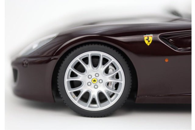 BBR Models BBR1872EV 1/18 Ferrari 599 GTB Fiorano 2006 Manual Gear Violet - Cuoio Color Interior (with Display Case) - image 7