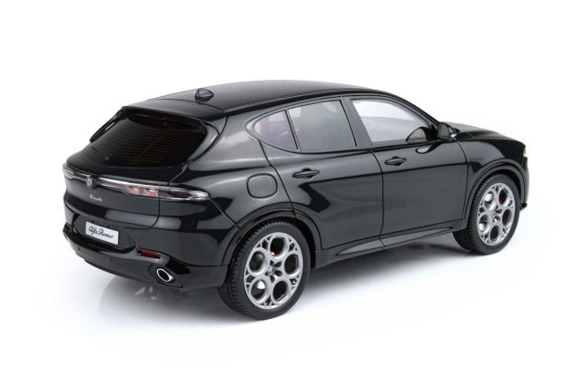 BBR Models BBRC1856DV 1/18 Alfa Romeo Tonale Veloce Nero Alfa Limited 20pcs (with Display Case) - image 5