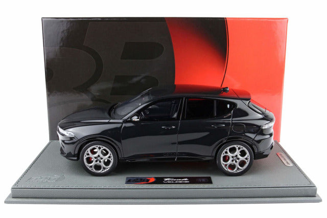BBR Models BBRC1856DV 1/18 Alfa Romeo Tonale Veloce Nero Alfa Limited 20pcs (with Display Case) - image 6