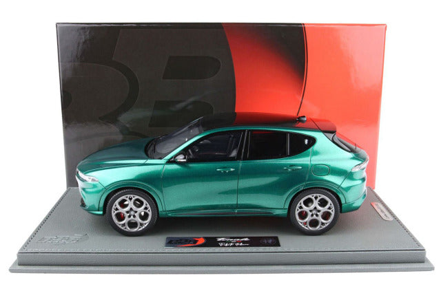 BBR Models BBRC1858BV 1/18 Alfa Romeo Tonale Tributo Verde Montreal Limited 52pcs (with Display Case) - image 6