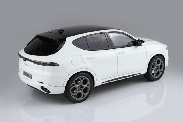 BBR Models BBRC1858CV 1/18 Alfa Romeo Tonale Tributo Bianco Alfa Limited 24pcs (with Display Case) - image 5