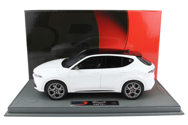 BBR Models BBRC1858CV 1/18 Alfa Romeo Tonale Tributo Bianco Alfa Limited 24pcs (with Display Case) - image 6
